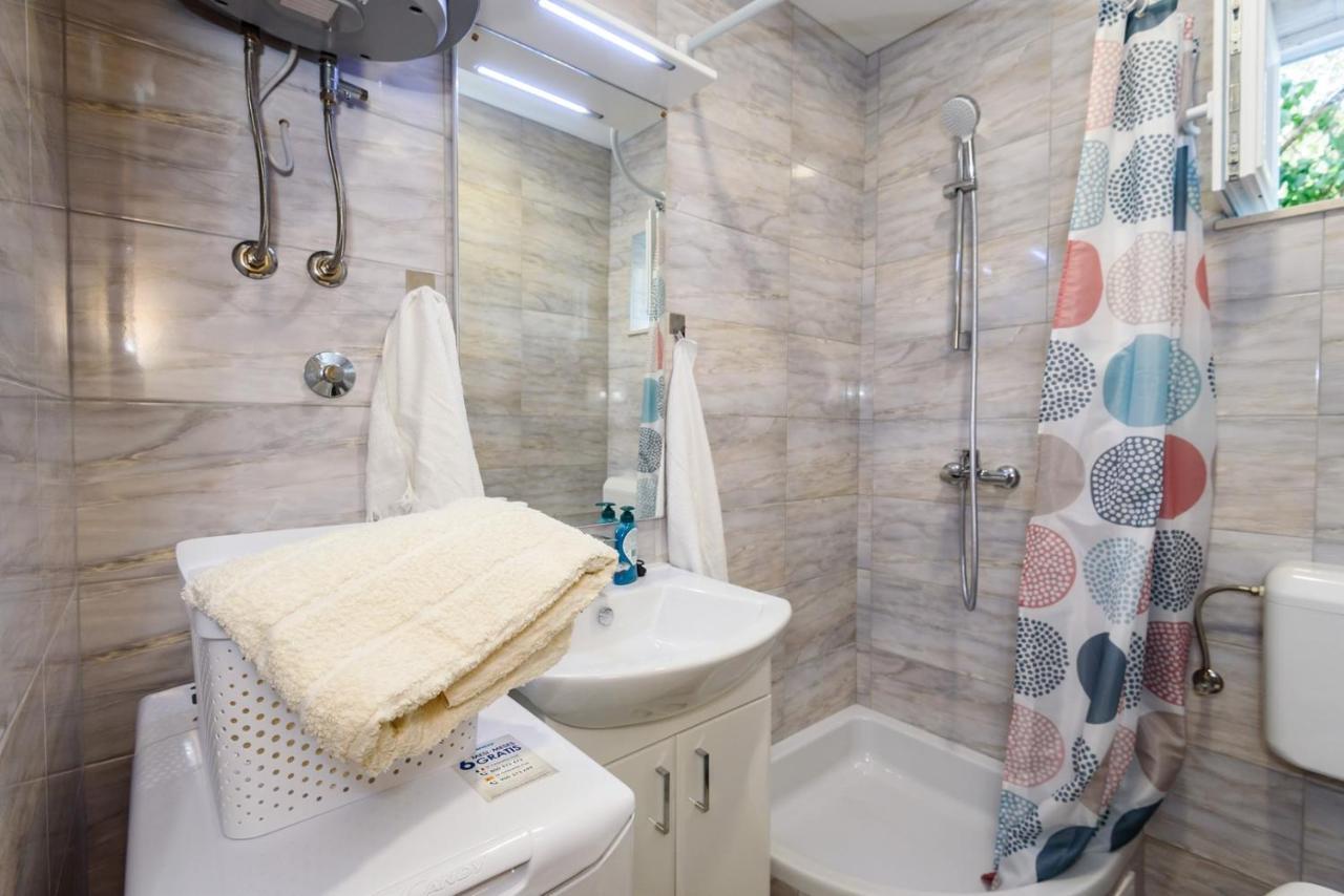 Apartment Dego Near Ploce, Riverfront, Parking Rogotin Esterno foto